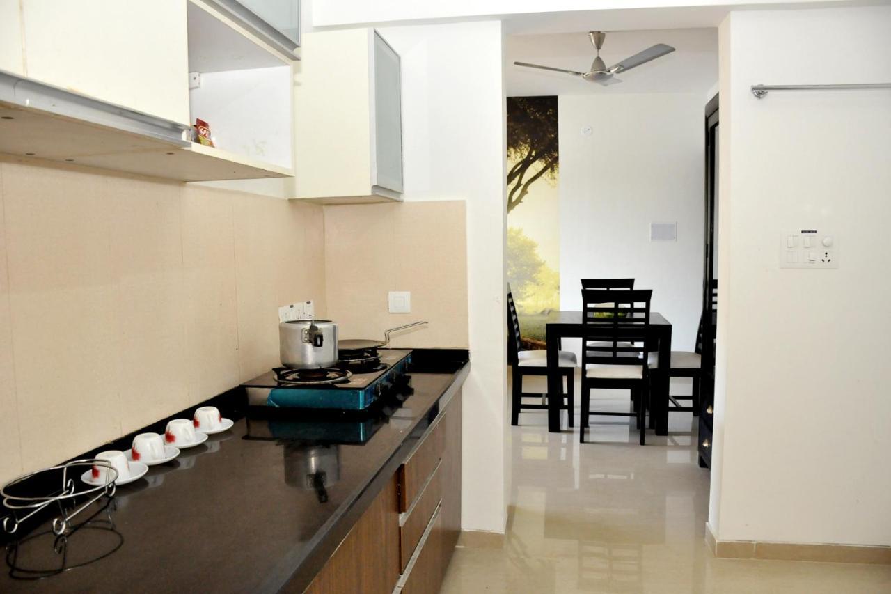 2Bhk Lake View Apartment Lavasa Kültér fotó